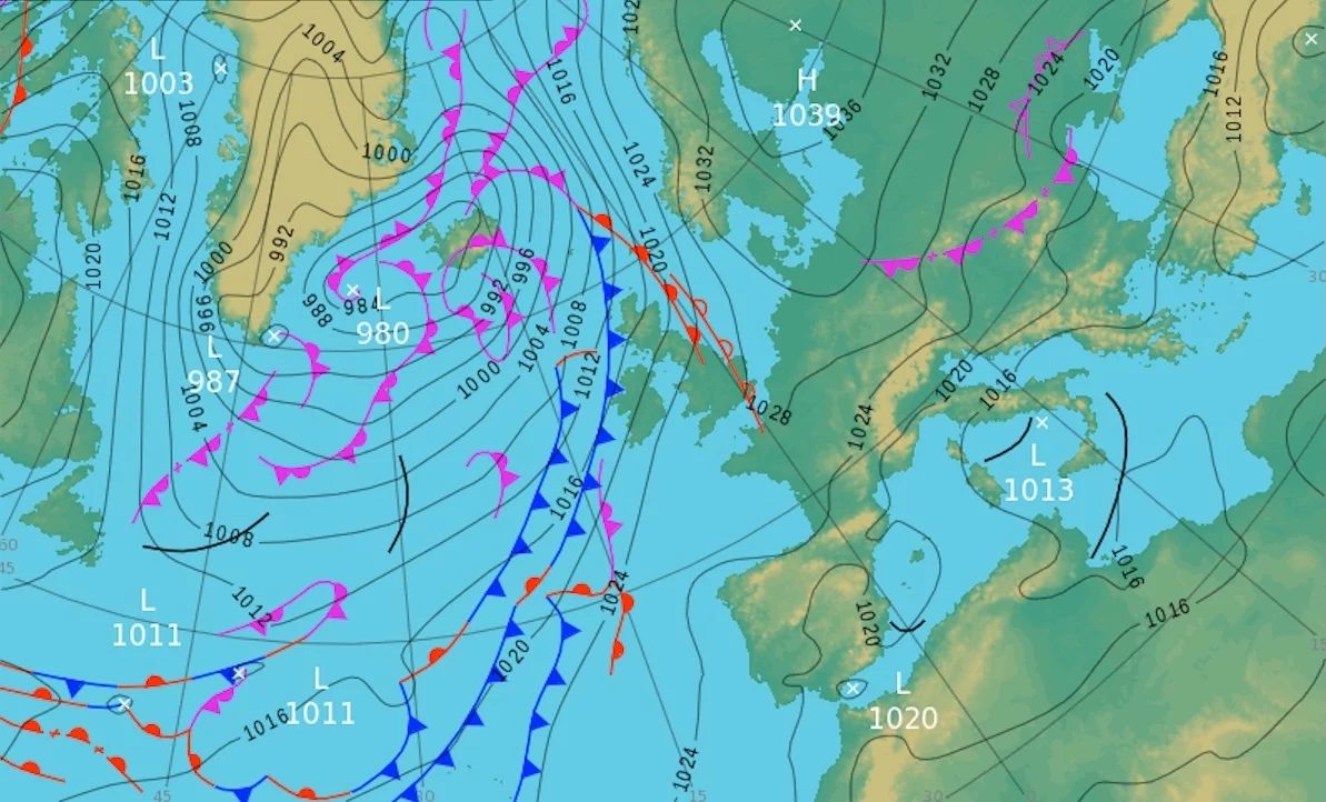 The Calm Before the Storm: Reading the Synoptic Charts Behind “Amy”
